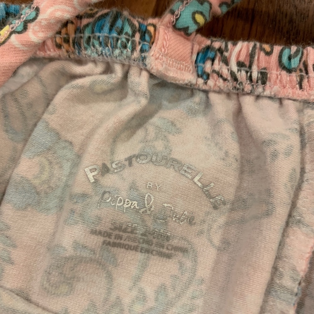 Pastourelle Short Romper - Picture 4 of 6